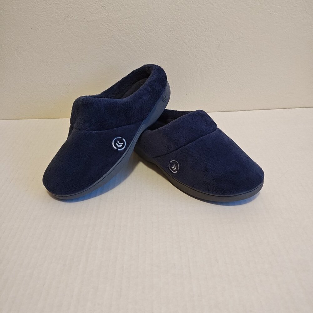 Navy Isotoner Women’s Terry Clog Slippers Size 7.5 - 8  Runs Small